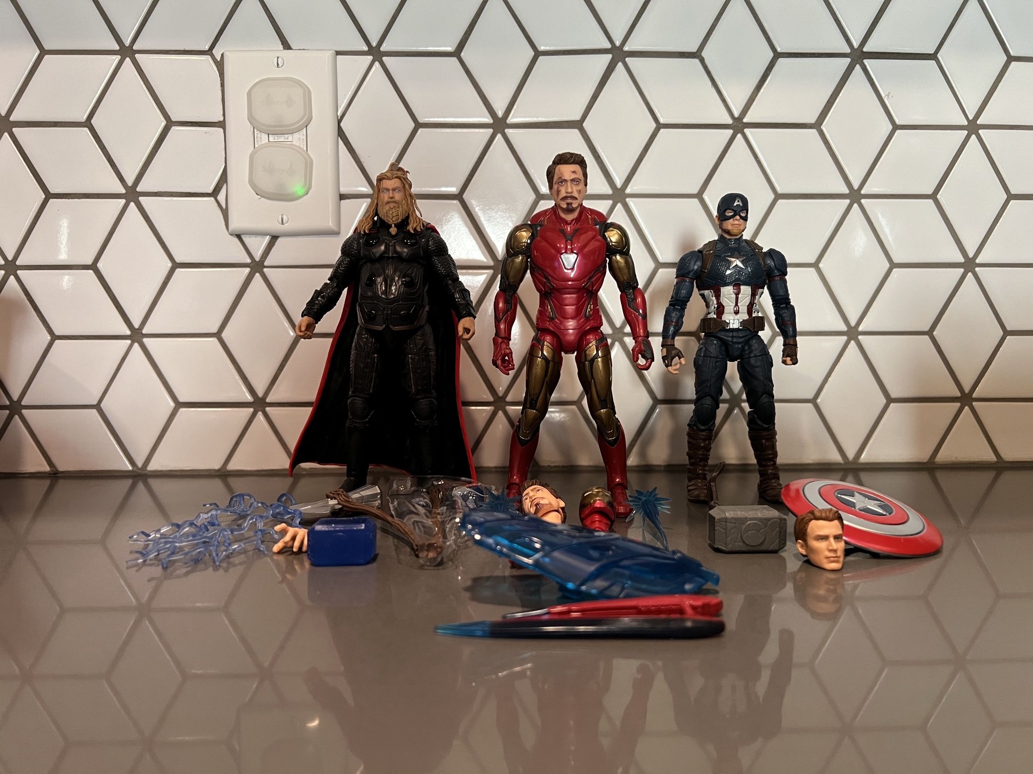 Marvel Legends Avengers: Endgame Final Battle Thor, Iron Man, Captain America Lot