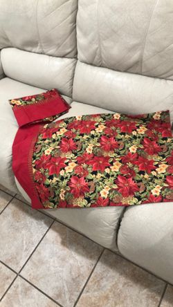 Pair Of Cotton Christmas Red Gold Pillowcases Standard POINSETTIA FLOWER ROSES
