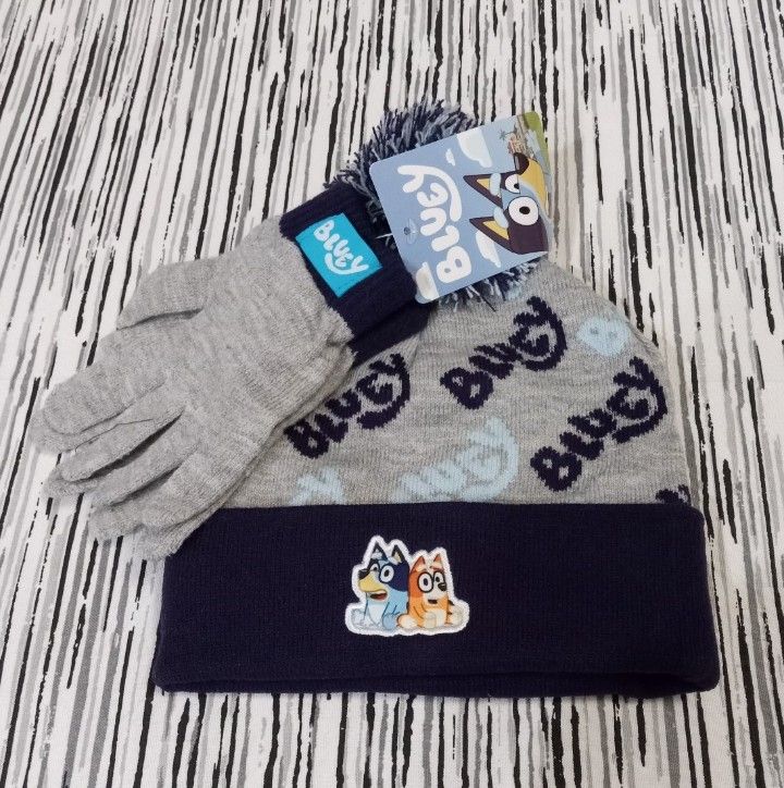 Bluey and Bingo Beanie and Gloves Set