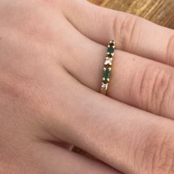 14 karat emerald gold ring