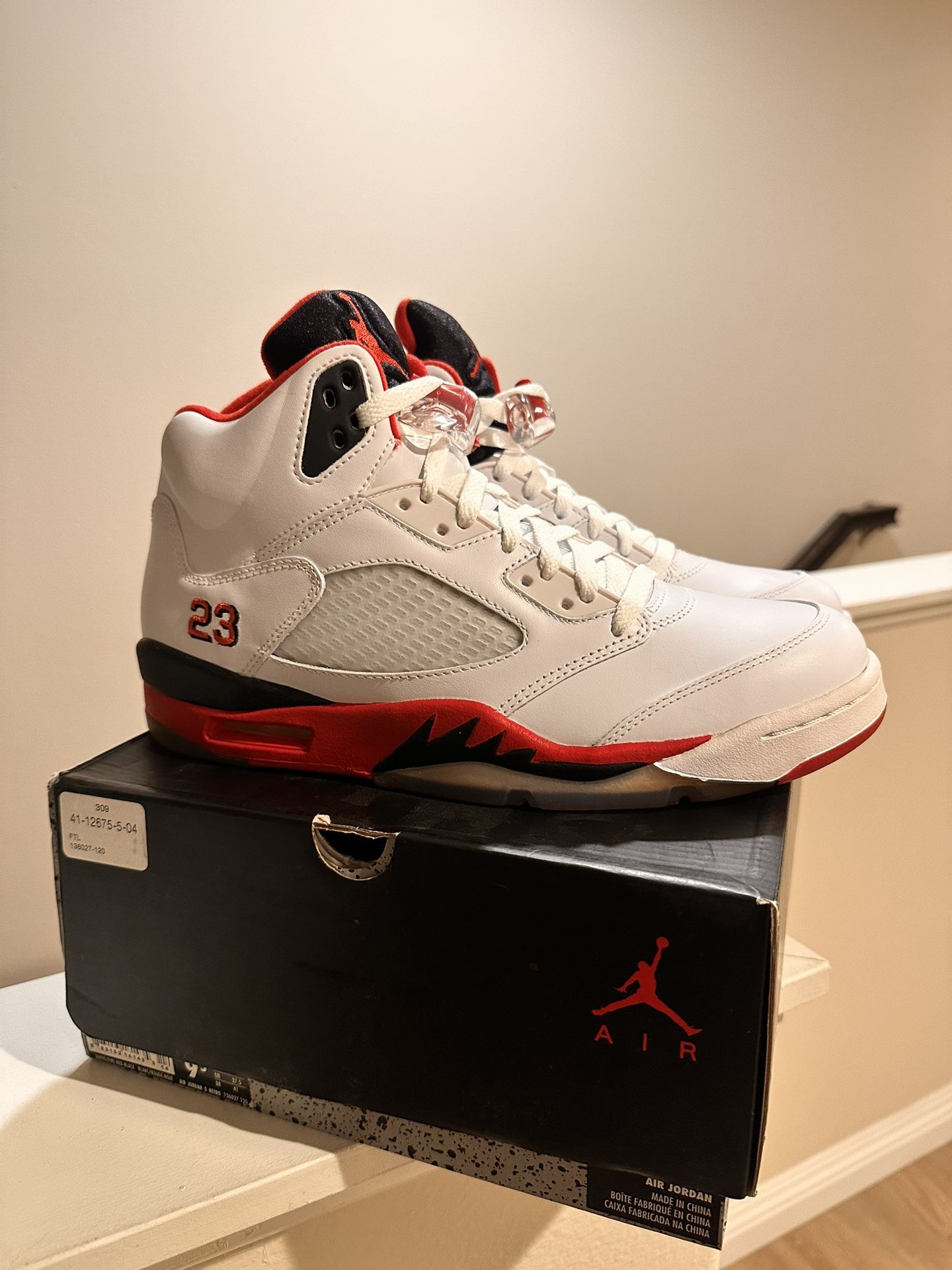 Jordan Fire Red Black Tongue 2013