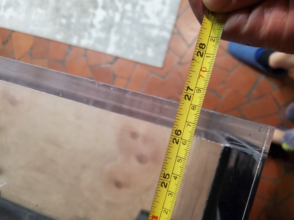 Large Plexiglass Aquarium 250 Gallons Fish Tank for Sale in Castro