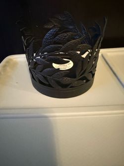 Bath and Body candle holder