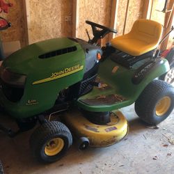 John Deere L111 