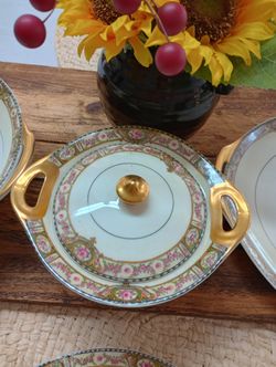 Havilland China Set for 8