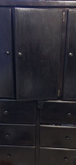 Dresser
