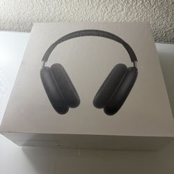 Brand New Sealed AirPod Max - Midnight 🔥