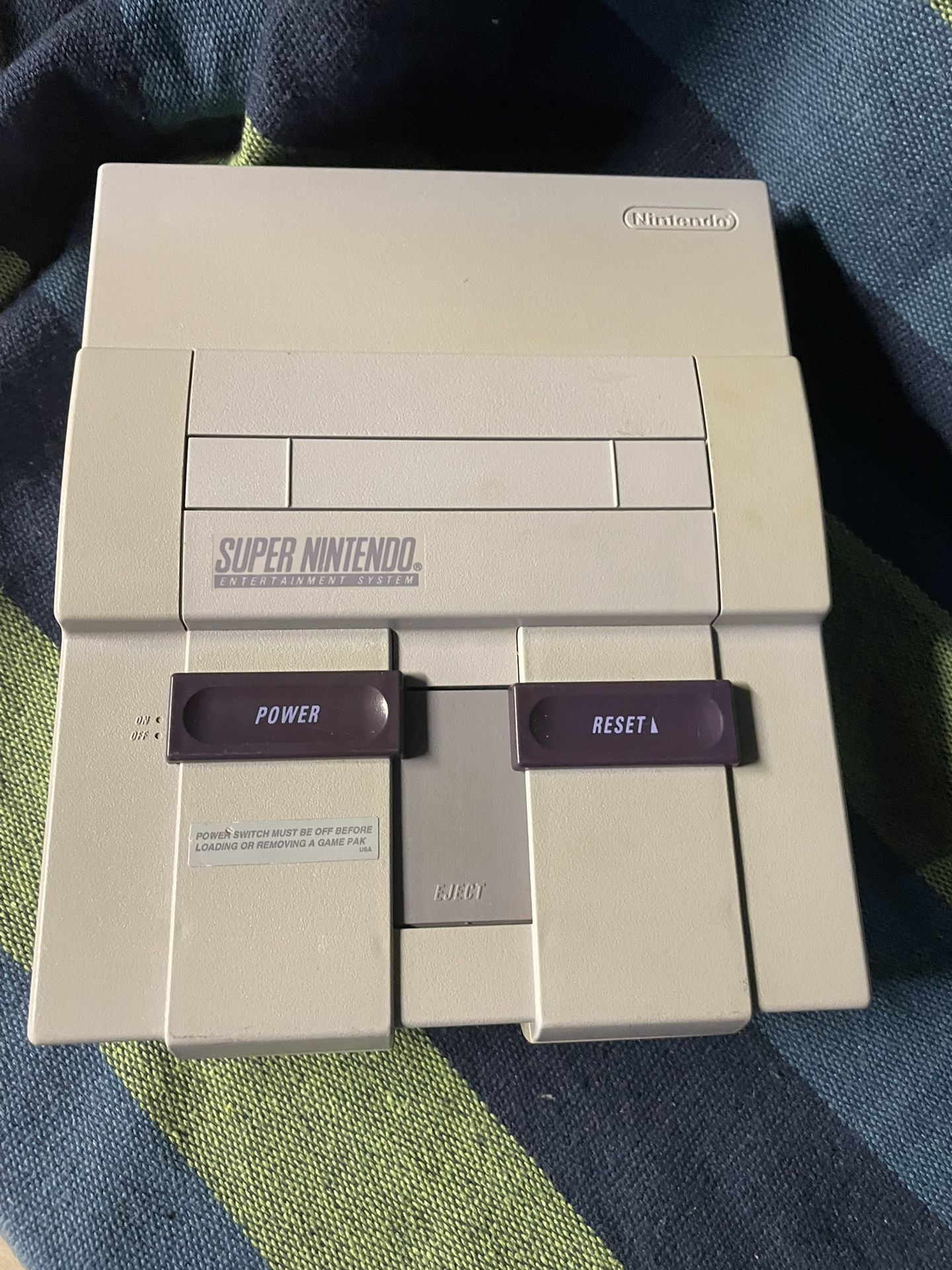 Super Nintendo Entertainment System - CONSOLE ONLY - UNTESTED - $35