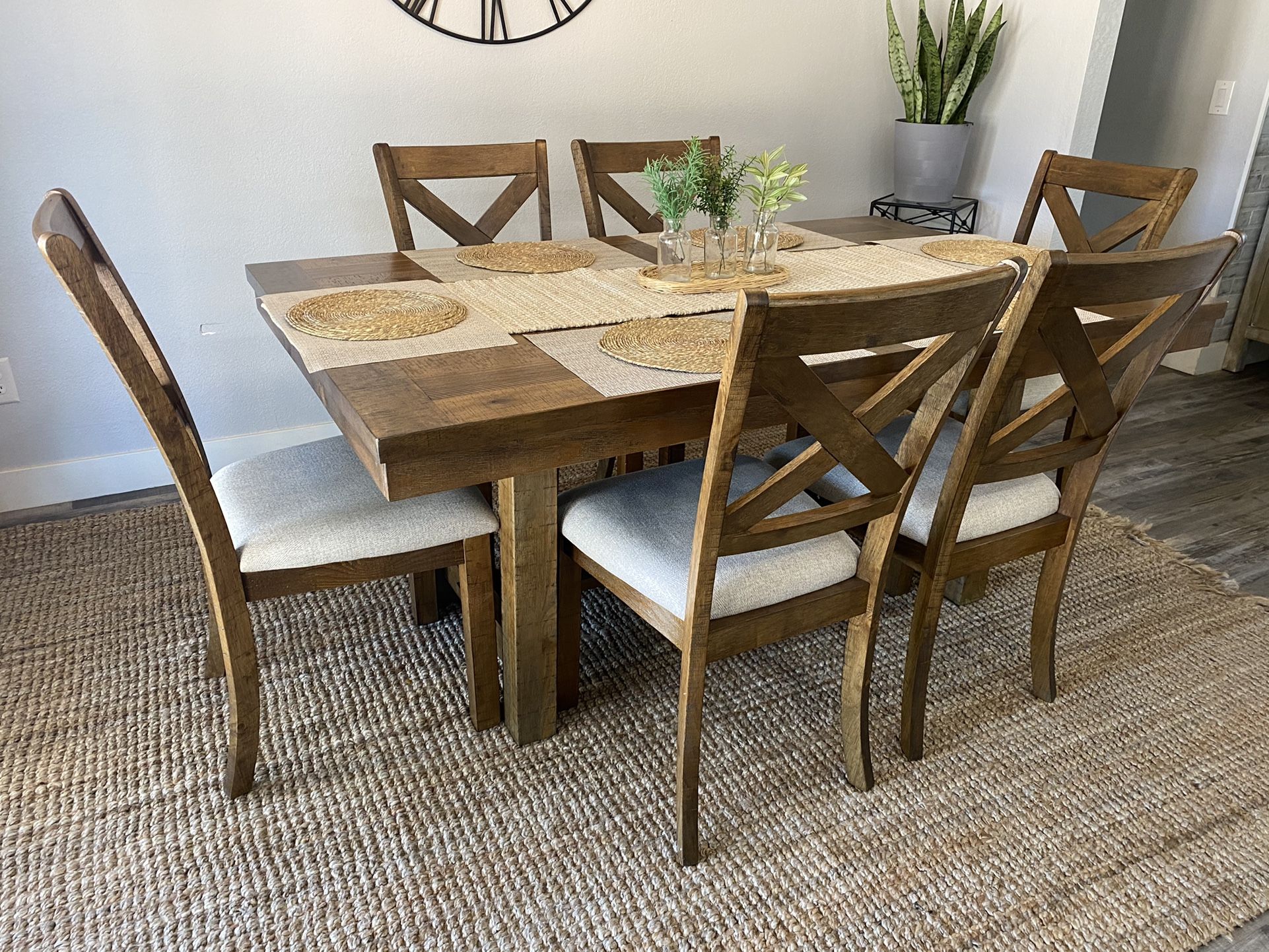 New Farmhouse Style Dining Set 