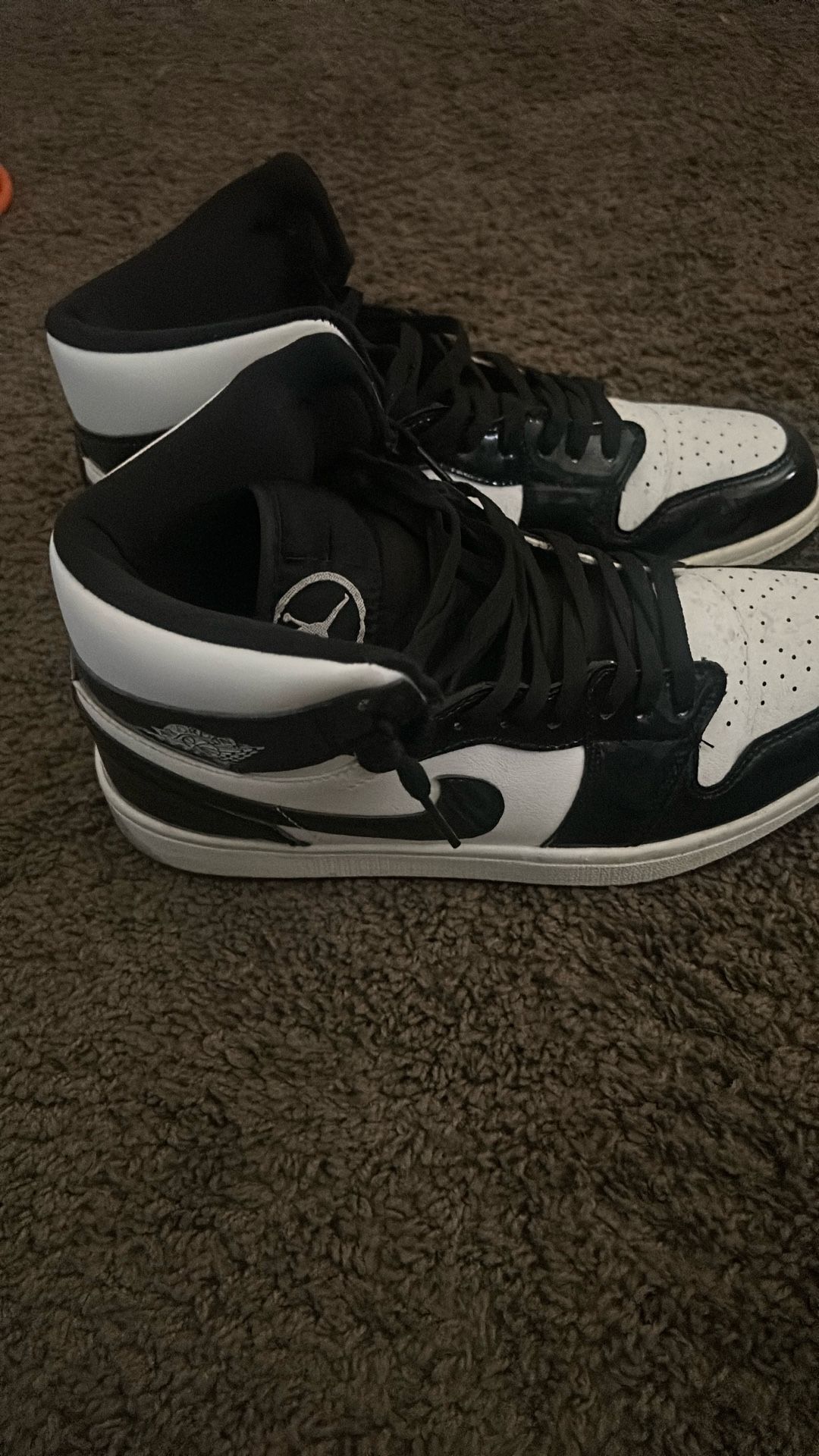 Jordan 1’s Size 9