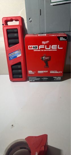 Milwaukee M18 Fuel Impact Wrench with Socket Set