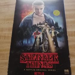 Stranger Things Season 1 DVD/Blu-ray 