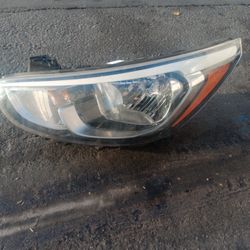 Hyundai Accent Headlight 
