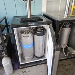 TWO TOWER KEGERATOR FOR SALE!