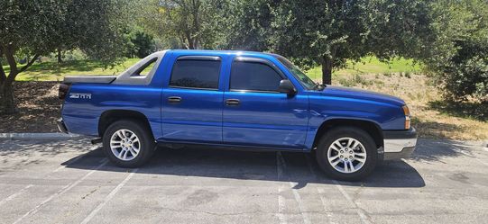 Chevy avalanche blue