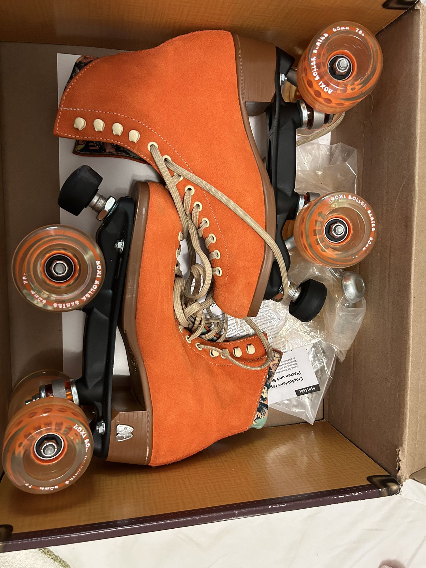 Discontinued Moxie Roller Skates 