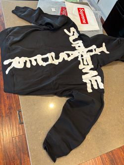 Supreme X Thrasher Black Hoodie with Graphic Print