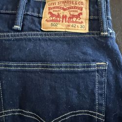 Levi 502 W42 L30