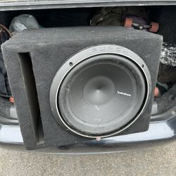 P2 sub W/ AMP 