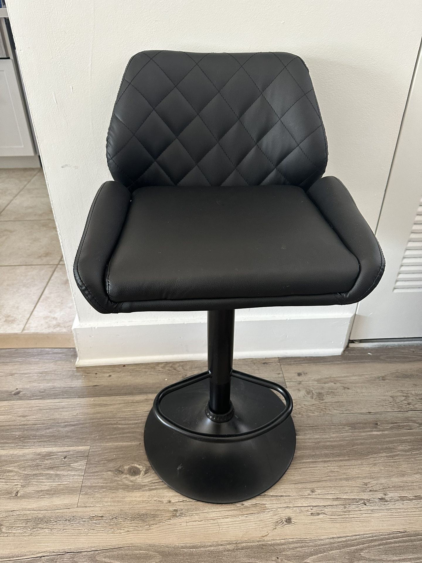 Adjustable Bar Chair