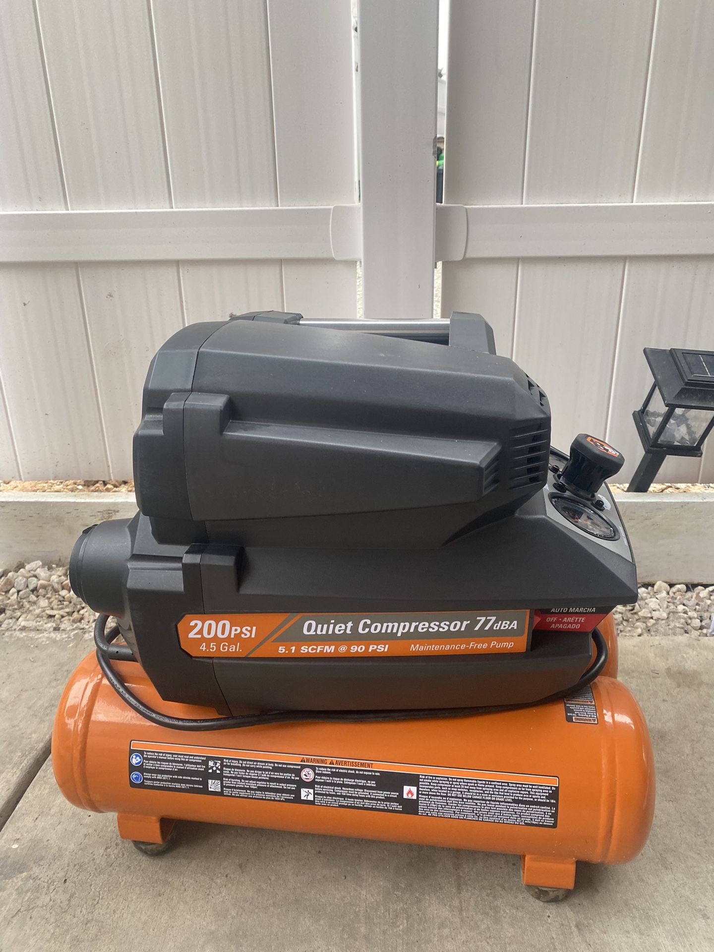 Ridgid 6 Gallon 150 Max PSI Air compressor & 3 Tools Combo Kit for Sale
