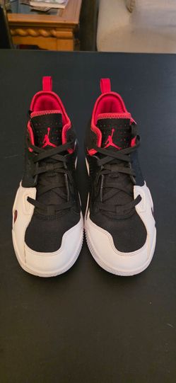 Nike Jordan Stay Loyal 2 size 7Y