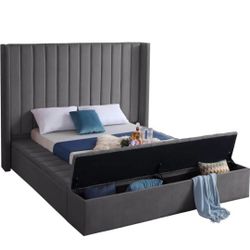 Kiki Velvet Grey King Bed (3 Boxes)

