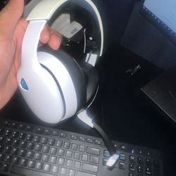 Wireless/wired headset for gaming , pc etc