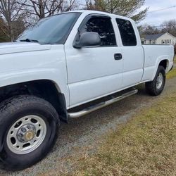 2004 Chevrolet Silverado 2500