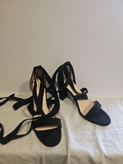 Womens shoes size 10