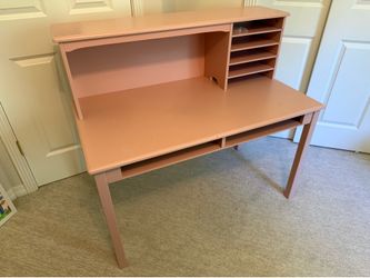 Pink guide craft kids desk