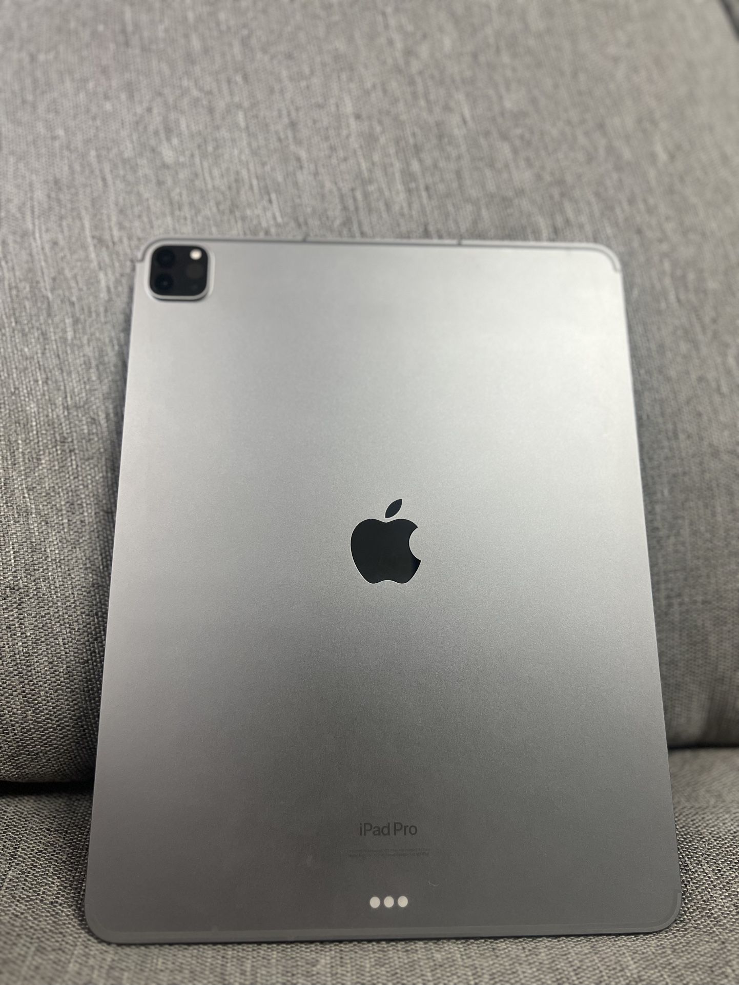 iPad Pro 11th 4th Gen Cellular 128 GB