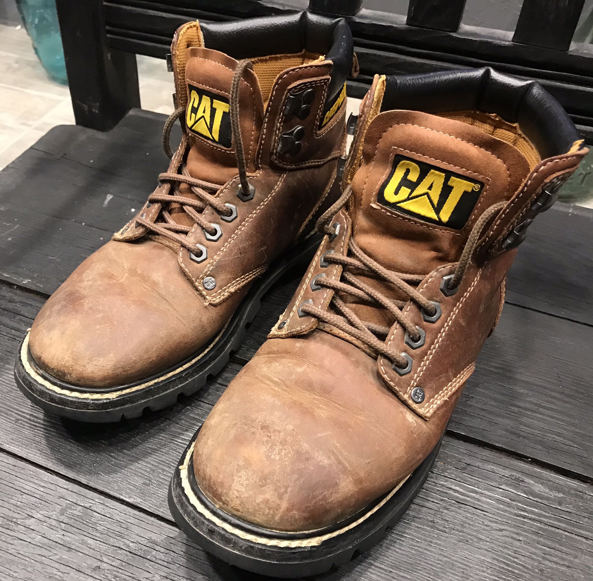CAT’s Men Soft Toe Work Boots