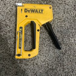 Dewalt Compact Stapler 