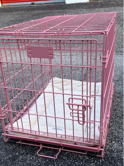 Small Pink Pet Crate