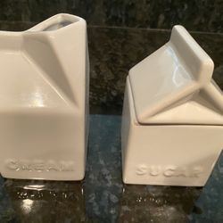 Stoneware Ceramic Suger, Creamer Set With Spoon 