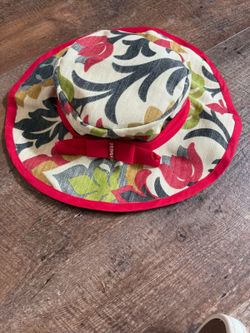 Haitian hat with matching purse