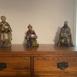 Like New 3 Candle Holder Nice Beautiful 