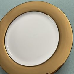 (8) 10k Gold Rimmed Grace’s Teaware  Dinner Plates