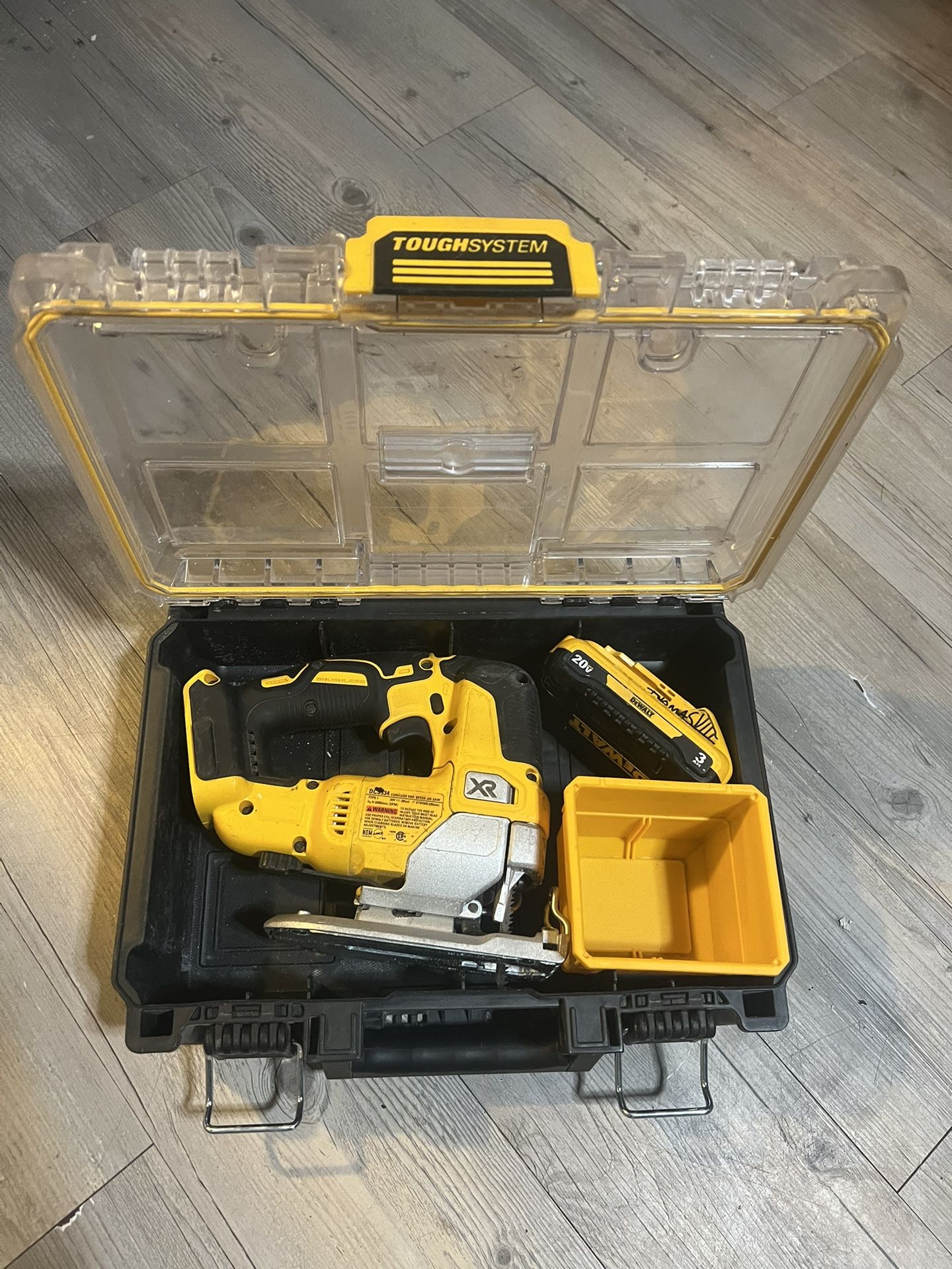 Dewalt