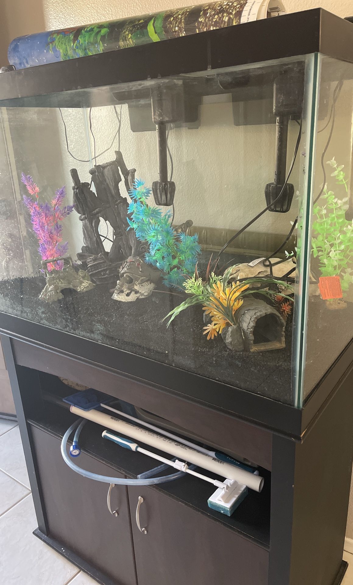 80 Gallon Fish Tank With Stand & All Accessories