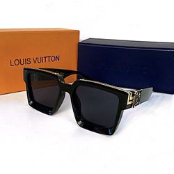New LV Square Sunglasses 