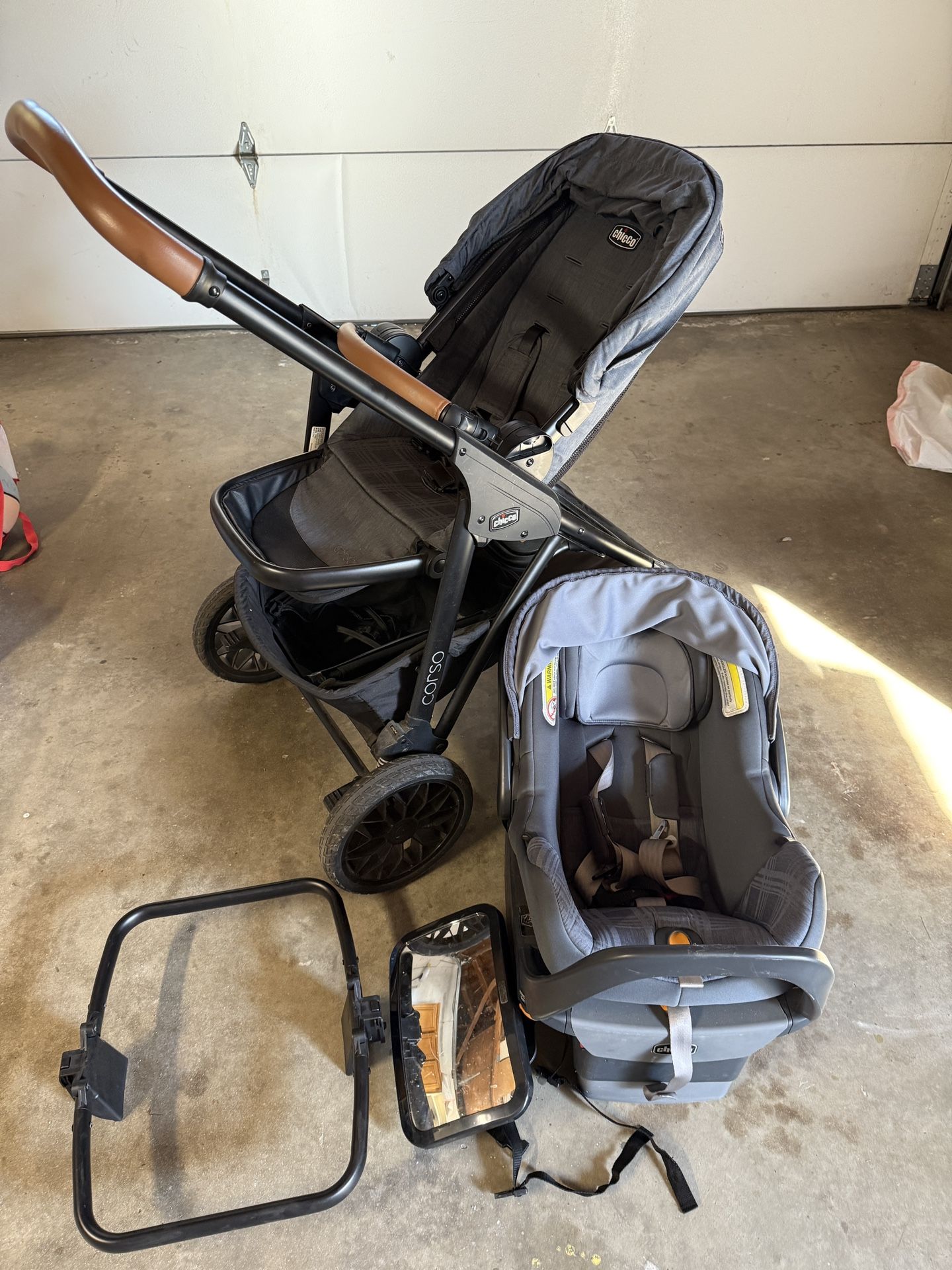 Chicco Corso LE travel system