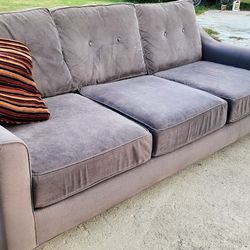 Grey Color Sofa Confortable Exente Condition And Very Clean