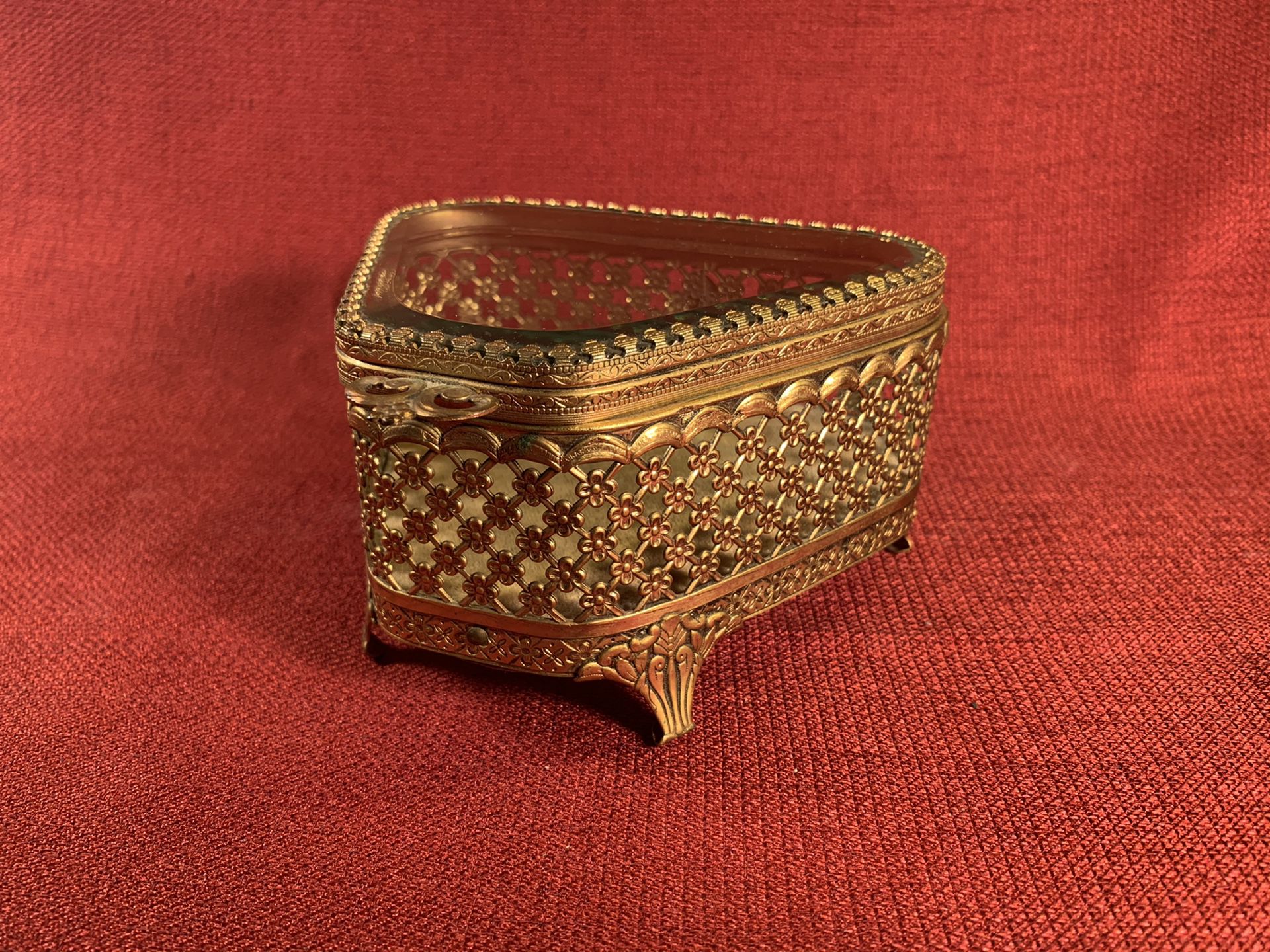 Vintage Ornate 24KGold-on-Brass/Beveled-Glass Legged Jewelry/Trinket Box (Length: 5”)