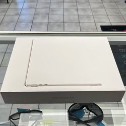 MacBook Air 13-inch M4 chip