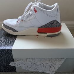 Air Jordan 3, Georgia Peach, Size 8.5 Women