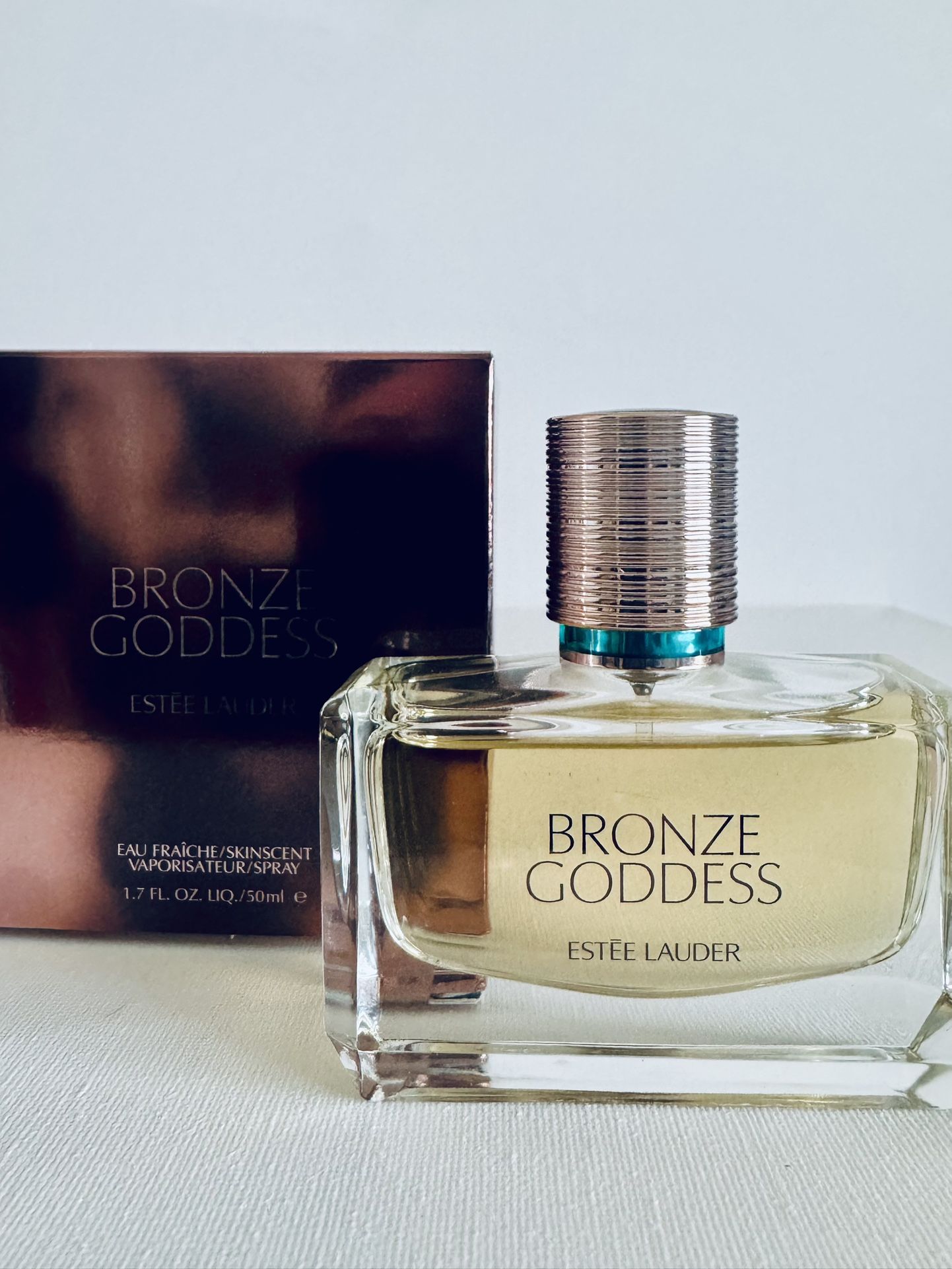 ESTEE LAUDER Bronze Goddess Eau Skinscent