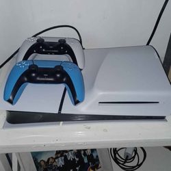 *BRAND NEW PS5* 