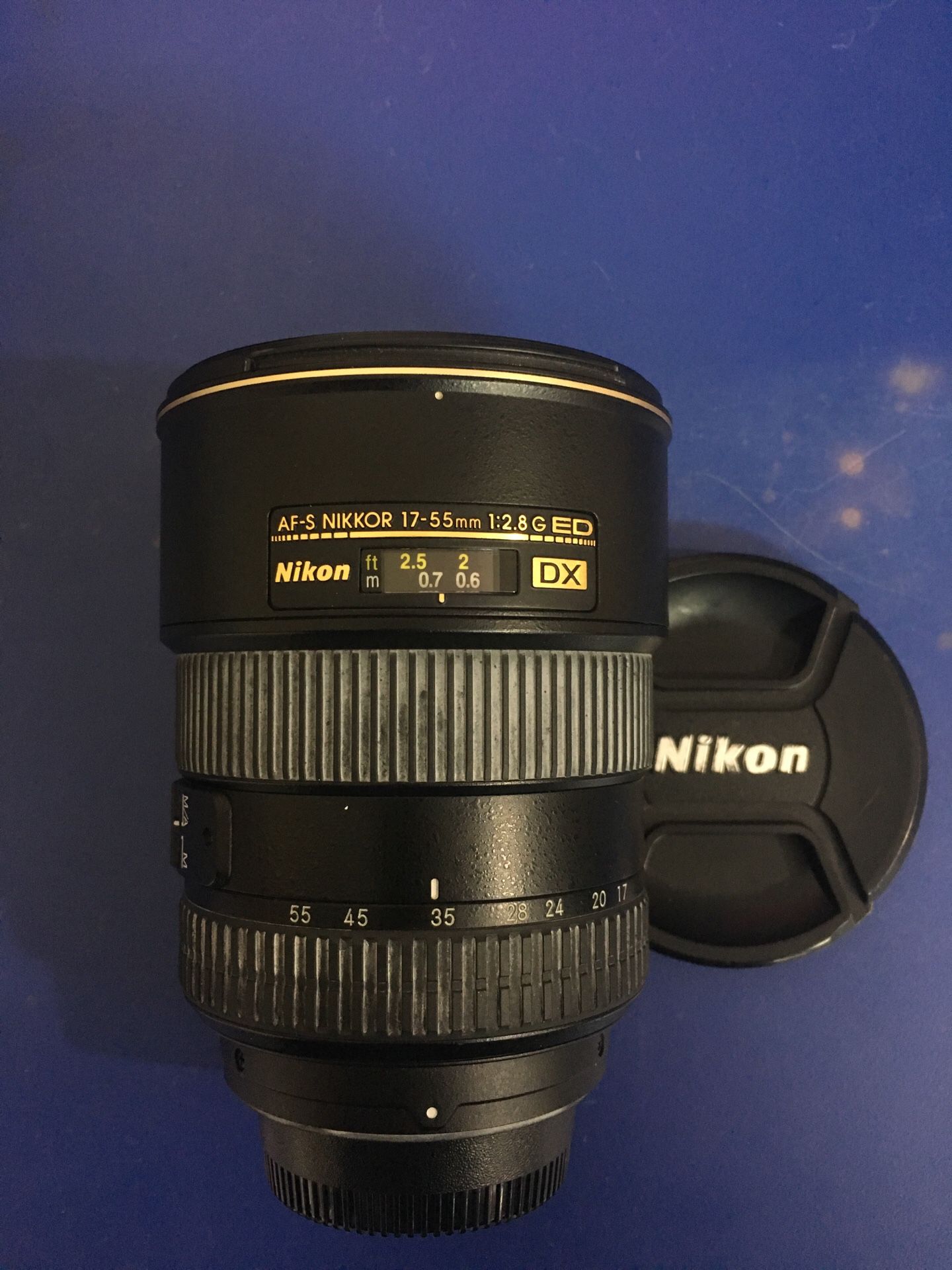 Nikon lense 17-55MM